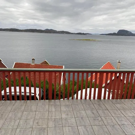 Solvag Fjord Ferie Hjelmeland