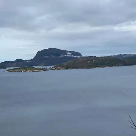 Solvag Fjord Ferie ロッジ Hjelmeland
