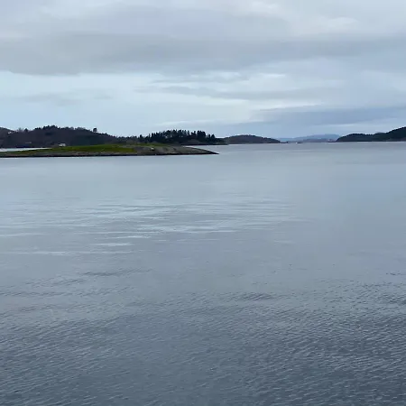 ロッジ Solvag Fjord Ferie