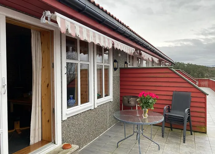 Solvag Fjord Ferie Lodge