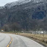 Solvag Fjord Ferie * Hjelmeland