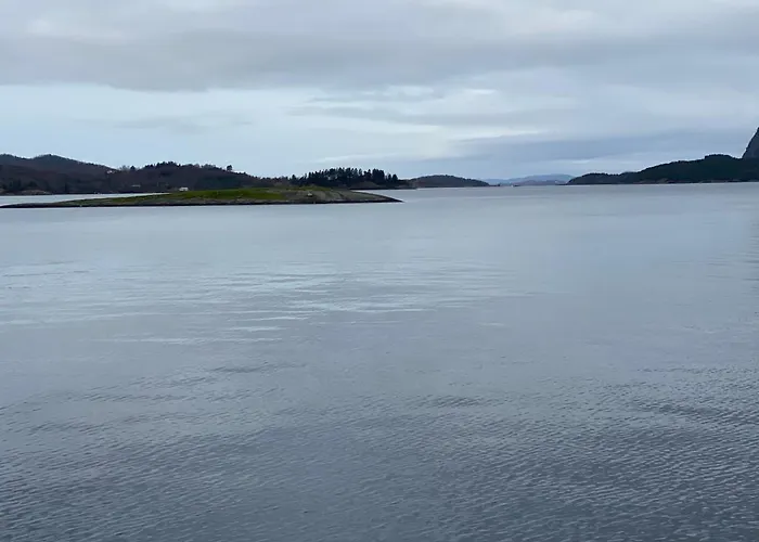 אכסניה Solvag Fjord Ferie